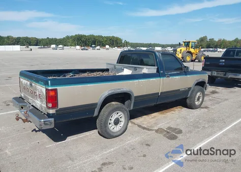 1993 Dodge Dakota z USA, uszkodzony, nr VIN 1B7GG26X3PS229426